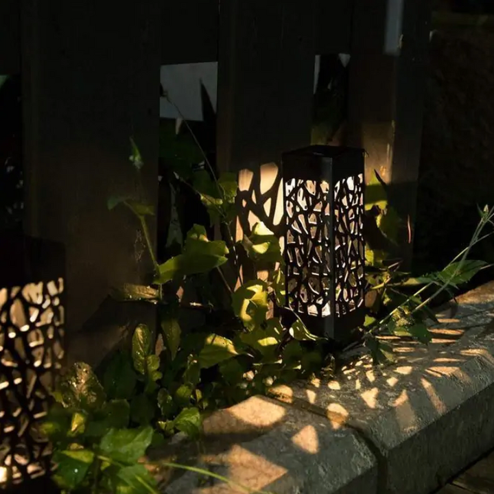 Solar Vintage Garden Light