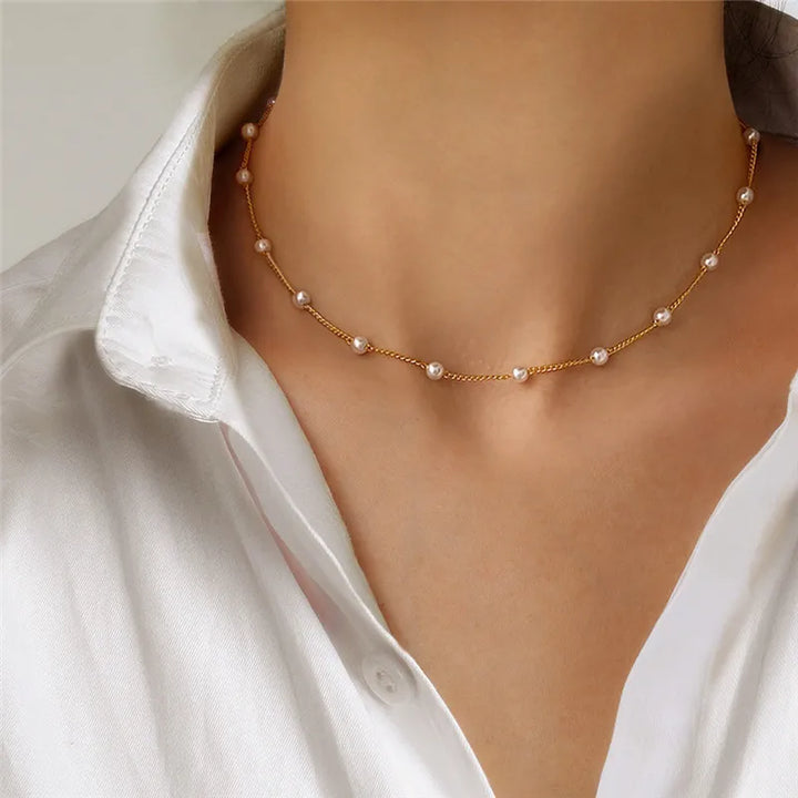 Golden Elegance Pearl Choker